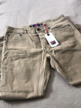 Best Made Co. Canvas Field Pant. Cargo Pants Beige Waist 33”. Made in USA.